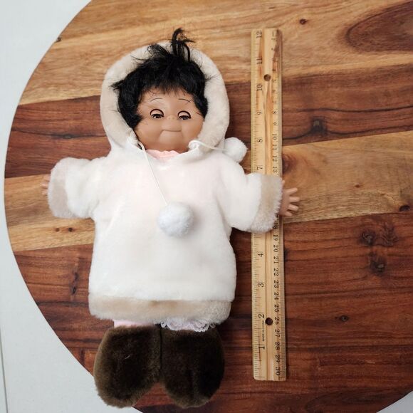 Arctic Kids Eskimo Doll – Moving Eyes - Picture 9 of 9
